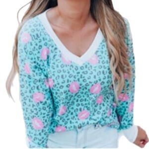 Sea-foam w/ Mauve Lips and Grey Leopard Print Long Sleeve Top w/ Cream Trim